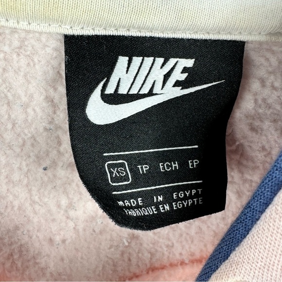 Nike Women's Multicolor Geometric Long Sleeve Pullover Hoodie - Size XS - Picture 4 of 6